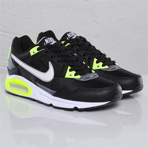 Nike air max skyline + FREE SHIPPIN